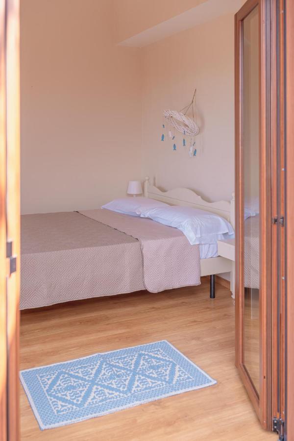 Ancoramare View Hotel Stintino Bagian luar foto